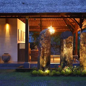villa-kayu-lama.ubudhotelsnow.com/